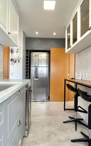 Apartamento à venda com 105m², 3 quartos e 2 vagasCozinha