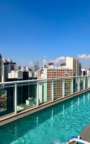 Studio à venda com 32m², 1 quarto e 1 vaga Studio à venda com 32m², 1 quarto e 1 vagaPiscina