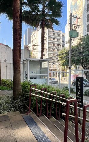 Studio à venda com 32m², 1 quarto e 1 vaga Studio à venda com 32m², 1 quarto e 1 vagaÁrea comum