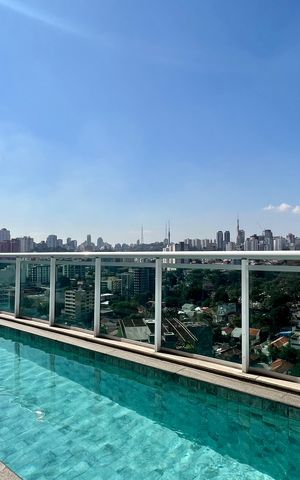 Studio à venda com 32m², 1 quarto e 1 vaga Studio à venda com 32m², 1 quarto e 1 vagaPiscina