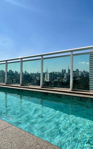 Studio à venda com 32m², 1 quarto e 1 vaga Studio à venda com 32m², 1 quarto e 1 vagaPiscina