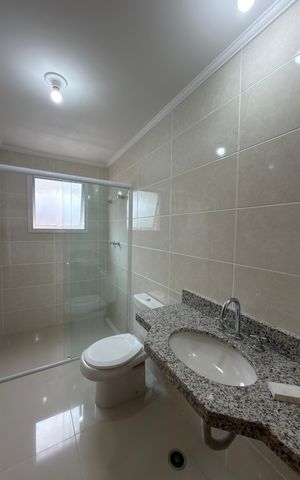 Apartamento à venda com 240m², 3 quartos e 3 vagas Apartamento à venda com 240m², 3 quartos e 3 vagasSuíte 2 Banheiro