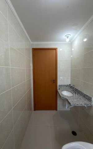 Apartamento à venda com 240m², 3 quartos e 3 vagas Apartamento à venda com 240m², 3 quartos e 3 vagasSuíte 3 Banheiro