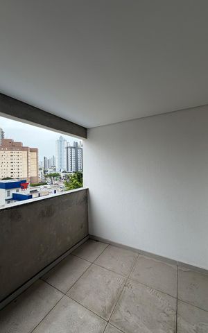 Apartamento à venda com 240m², 3 quartos e 3 vagas Apartamento à venda com 240m², 3 quartos e 3 vagasSala Sacada