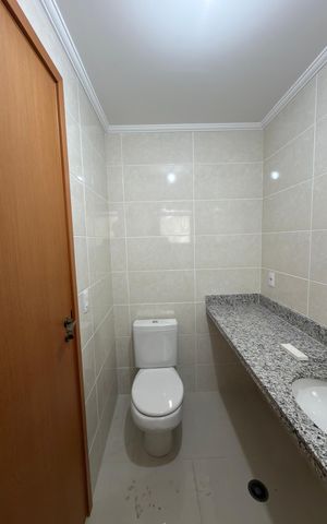 Apartamento à venda com 240m², 3 quartos e 3 vagas Apartamento à venda com 240m², 3 quartos e 3 vagasSuíte 1 Banheiro