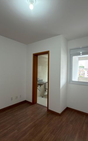 Apartamento à venda com 240m², 3 quartos e 3 vagas Apartamento à venda com 240m², 3 quartos e 3 vagasSuíte 3