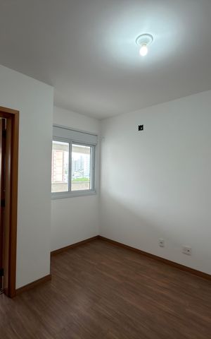 Apartamento à venda com 240m², 3 quartos e 3 vagas Apartamento à venda com 240m², 3 quartos e 3 vagasSuíte 3