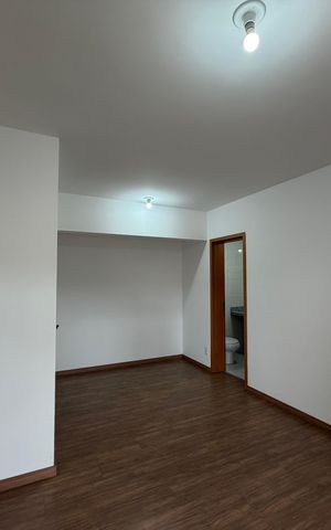 Apartamento à venda com 240m², 3 quartos e 3 vagas Apartamento à venda com 240m², 3 quartos e 3 vagasSuíte 1