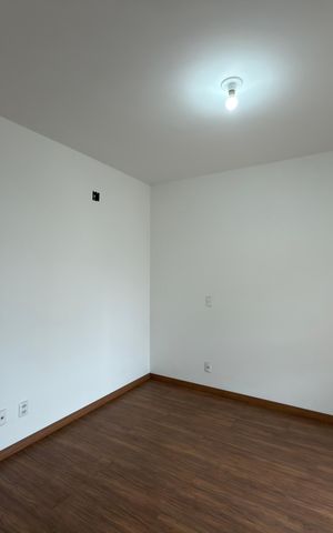 Apartamento à venda com 240m², 3 quartos e 3 vagas Apartamento à venda com 240m², 3 quartos e 3 vagasSuíte 2