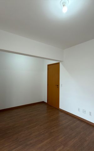 Apartamento à venda com 240m², 3 quartos e 3 vagas Apartamento à venda com 240m², 3 quartos e 3 vagasSuíte 2