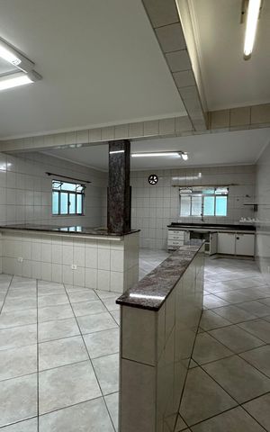 Casa para alugar com 182m², 3 quartos e 2 vagas Casa para alugar com 182m², 3 quartos e 2 vagasCozinha