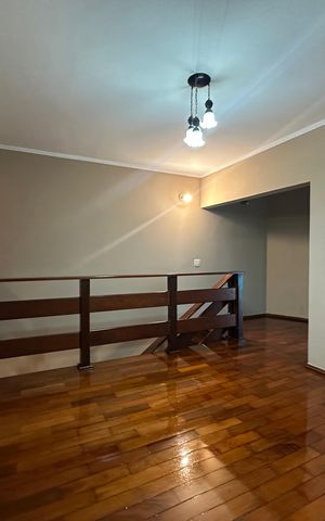 Casa para alugar com 182m², 3 quartos e 2 vagas Casa para alugar com 182m², 3 quartos e 2 vagasSala intima