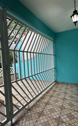 Casa para alugar com 182m², 3 quartos e 2 vagas Casa para alugar com 182m², 3 quartos e 2 vagasVaranda