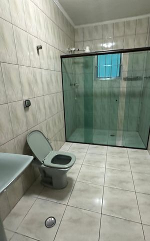 Casa para alugar com 182m², 3 quartos e 2 vagas Casa para alugar com 182m², 3 quartos e 2 vagasBanheiro Social