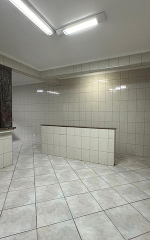Casa para alugar com 182m², 3 quartos e 2 vagas Casa para alugar com 182m², 3 quartos e 2 vagasCozinha