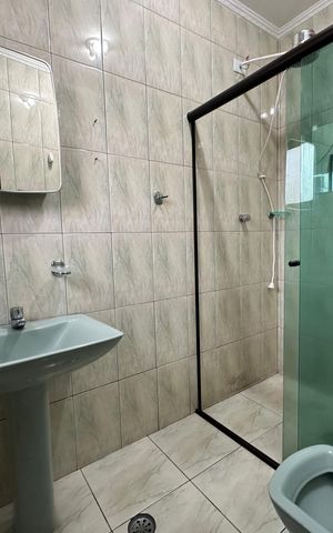 Casa para alugar com 182m², 3 quartos e 2 vagas Casa para alugar com 182m², 3 quartos e 2 vagasBanheiro da Suíte
