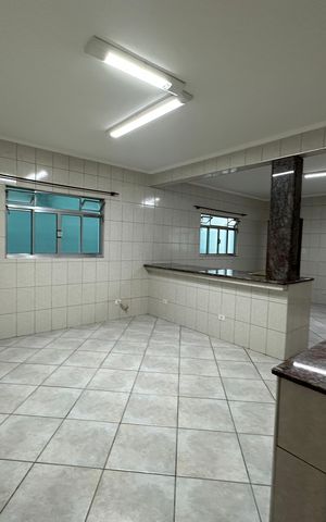 Casa para alugar com 182m², 3 quartos e 2 vagas Casa para alugar com 182m², 3 quartos e 2 vagasCozinha