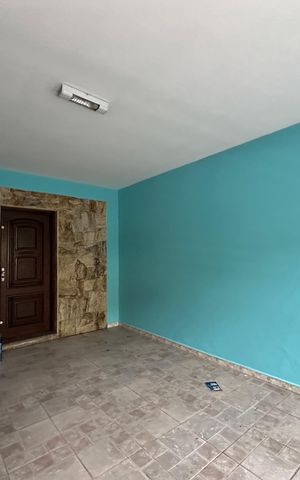 Casa para alugar com 182m², 3 quartos e 2 vagas Casa para alugar com 182m², 3 quartos e 2 vagasGaragem