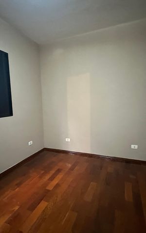 Casa para alugar com 182m², 3 quartos e 2 vagas Casa para alugar com 182m², 3 quartos e 2 vagasQuarto 1