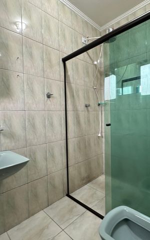 Casa para alugar com 182m², 3 quartos e 2 vagas Casa para alugar com 182m², 3 quartos e 2 vagasBanheiro da Suíte
