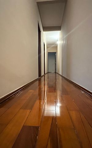 Casa para alugar com 182m², 3 quartos e 2 vagas Casa para alugar com 182m², 3 quartos e 2 vagasCorredor