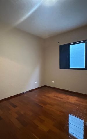 Casa para alugar com 182m², 3 quartos e 2 vagas Casa para alugar com 182m², 3 quartos e 2 vagasQuarto 2