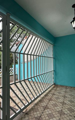 Casa para alugar com 182m², 3 quartos e 2 vagas Casa para alugar com 182m², 3 quartos e 2 vagasVaranda