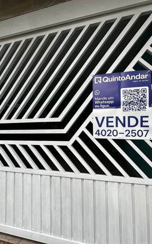 Casa para alugar com 182m², 3 quartos e 2 vagas Casa para alugar com 182m², 3 quartos e 2 vagasFachada