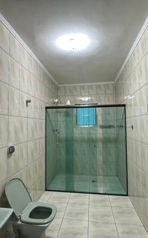 Casa para alugar com 182m², 3 quartos e 2 vagas Casa para alugar com 182m², 3 quartos e 2 vagasBanheiro Social