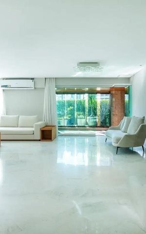 Apartamento à venda com 375m², 4 quartos e 5 vagas Apartamento à venda com 375m², 4 quartos e 5 vagasSala