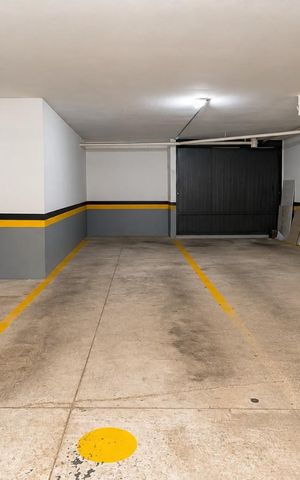 Apartamento para alugar com 150m², 3 quartos e 1 vaga Apartamento para alugar com 150m², 3 quartos e 1 vagaGaragem