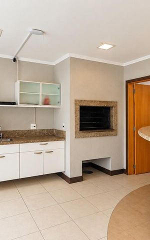 Apartamento para alugar com 150m², 3 quartos e 1 vaga Apartamento para alugar com 150m², 3 quartos e 1 vagaChurrasqueira