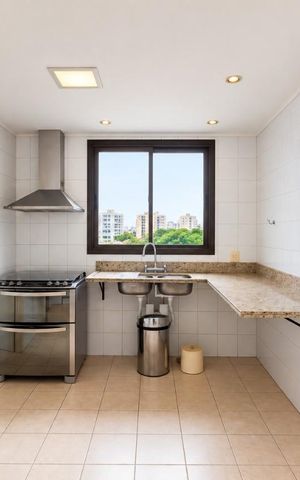 Apartamento para alugar com 150m², 3 quartos e 1 vaga Apartamento para alugar com 150m², 3 quartos e 1 vagaCozinha