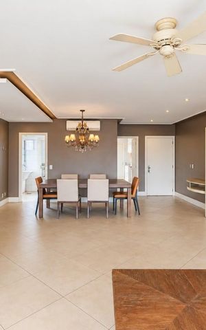 Apartamento para alugar com 150m², 3 quartos e 1 vaga Apartamento para alugar com 150m², 3 quartos e 1 vagaSala