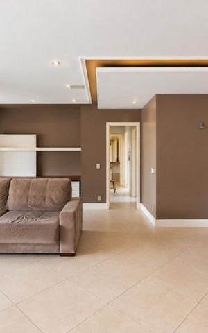 Apartamento para alugar com 150m², 3 quartos e 1 vaga Apartamento para alugar com 150m², 3 quartos e 1 vagaSala
