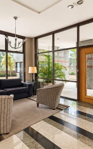 Apartamento para alugar com 150m², 3 quartos e 1 vaga Apartamento para alugar com 150m², 3 quartos e 1 vagaHall Social