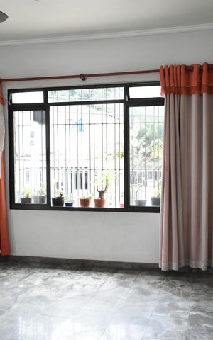Casa à venda com 130m², 3 quartos e 4 vagasSala