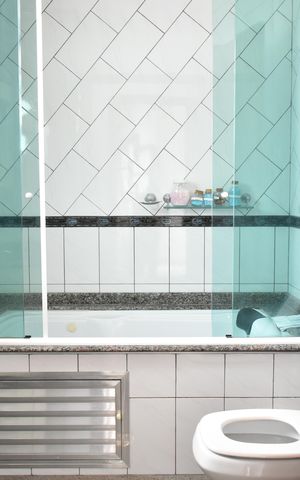 Casa à venda com 130m², 3 quartos e 4 vagasSuíte