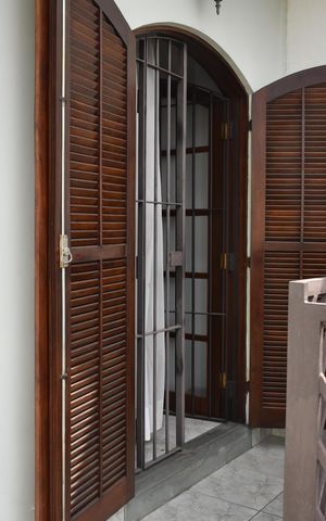 Casa à venda com 130m², 3 quartos e 4 vagasSuíte