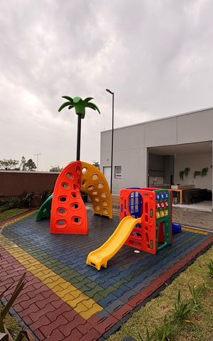 Apartamento para alugar com 35m², 2 quartos e sem vaga Apartamento para alugar com 35m², 2 quartos e sem vagaÁrea comum - Playground