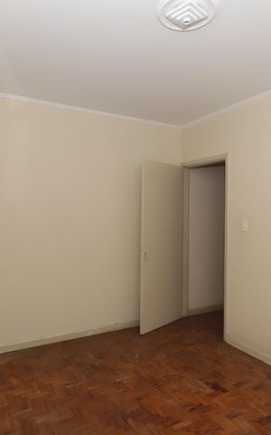 Casa à venda com 293m², 8 quartos e 4 vagasQuarto 2