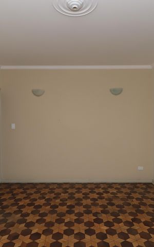 Casa à venda com 293m², 8 quartos e 4 vagasSala
