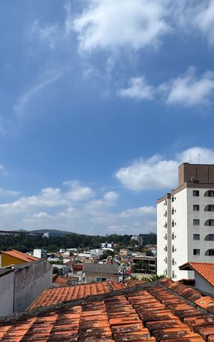Casa à venda com 215m², 3 quartos e 1 vaga Casa à venda com 215m², 3 quartos e 1 vagaVista - Varanda