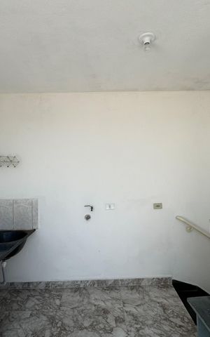 Casa à venda com 215m², 3 quartos e 1 vaga Casa à venda com 215m², 3 quartos e 1 vagaÁrea de Serviço