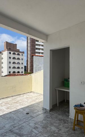 Casa à venda com 215m², 3 quartos e 1 vaga Casa à venda com 215m², 3 quartos e 1 vagaÁrea de Serviço