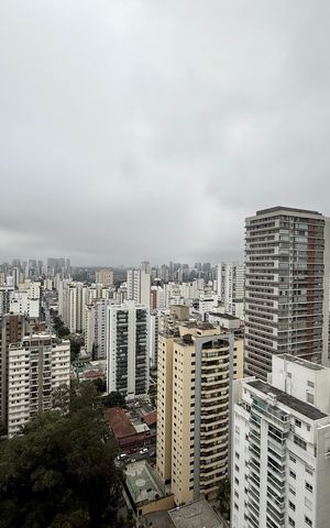 Apartamento à venda com 178m², 4 quartos e 3 vagas Apartamento à venda com 178m², 4 quartos e 3 vagasVista Suíte 1