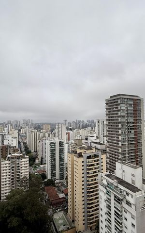 Apartamento à venda com 178m², 4 quartos e 3 vagas Apartamento à venda com 178m², 4 quartos e 3 vagasVista Suíte 2