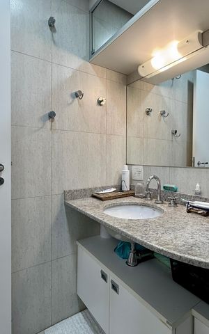 Apartamento à venda com 178m², 4 quartos e 3 vagas Apartamento à venda com 178m², 4 quartos e 3 vagasBanheiro Suíte 3