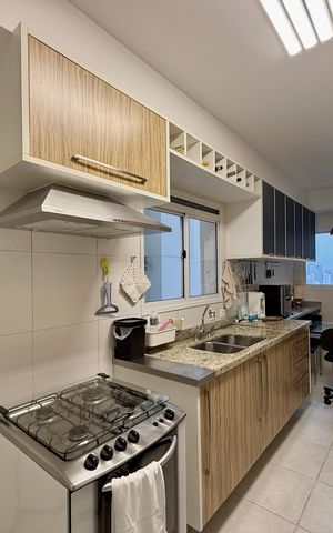 Apartamento à venda com 178m², 4 quartos e 3 vagas Apartamento à venda com 178m², 4 quartos e 3 vagasCozinha