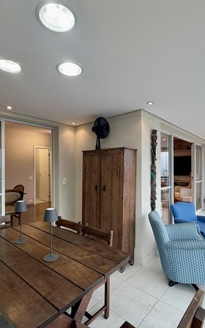 Apartamento à venda com 178m², 4 quartos e 3 vagas Apartamento à venda com 178m², 4 quartos e 3 vagasVaranda